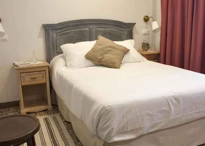 펜션 La Aurora Del Henar